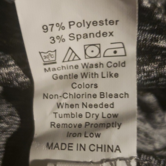 Wrinkle Back Leggings **LAST PAIR** - Picture 5 of 7